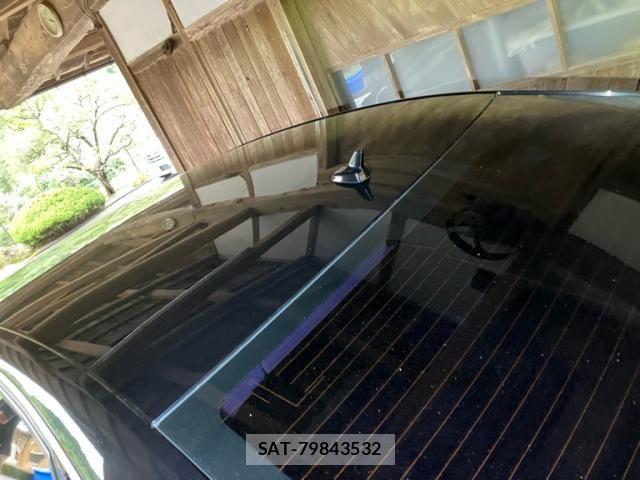 Audi A8 2011-03 8848272-6