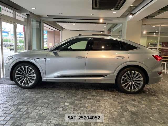 Audi E-TRON 2023-12 8034468-17