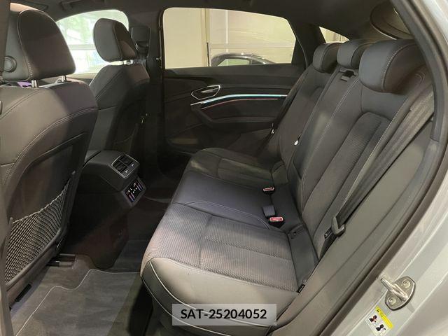 Audi E-TRON 2023-12 8034468-24