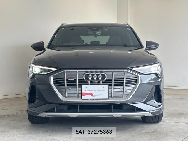 Audi E-TRON 2022-05 8098063-15