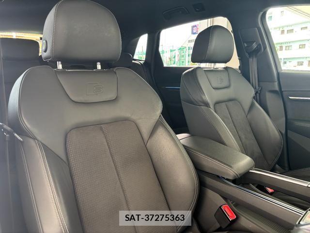 Audi E-TRON 2022-05 8098063-3