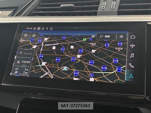 Audi E-TRON 2022-05 8098063-5
