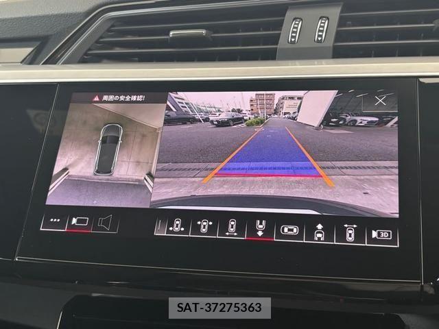 Audi E-TRON 2022-05 8098063-6