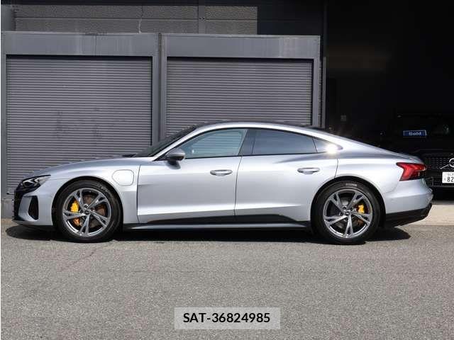 Audi E-TRON 2023-03 4587028-2
