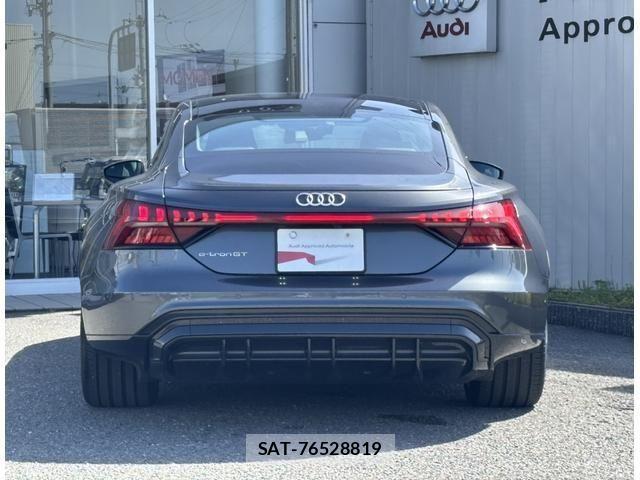 Audi E-TRON 2023-01 6610602-14