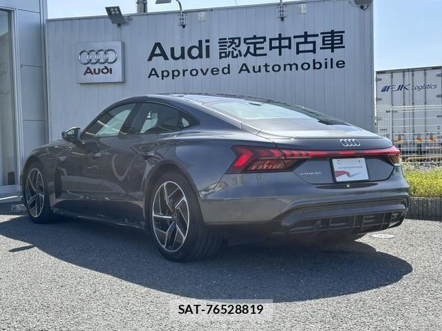 Audi E-TRON 2023-01 6610602-2
