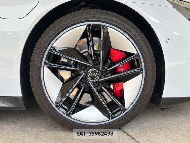 Audi E-TRON 2021-12 7356887-15