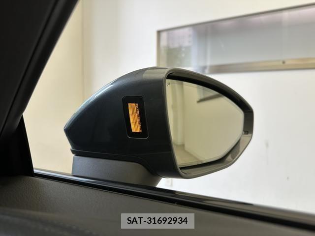 Audi E-TRON 2023-01 7615072-13