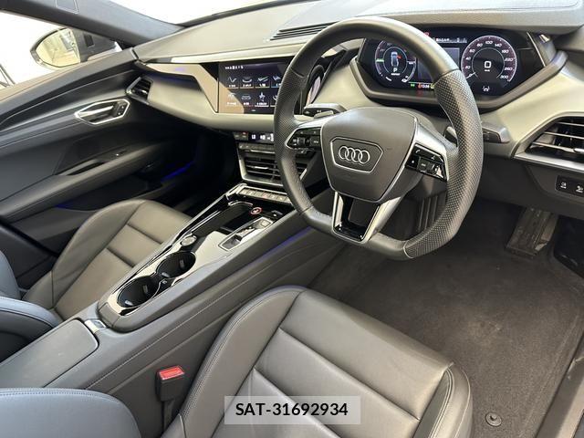Audi E-TRON 2023-01 7615072-1