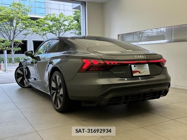 Audi E-TRON 2023-01 7615072-2