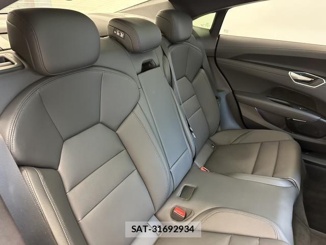 Audi E-TRON 2023-01 7615072-4