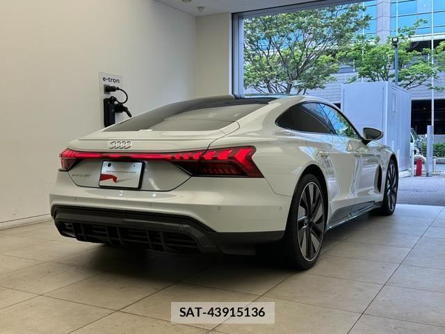 Audi E-TRON 2023-03 7720947-2