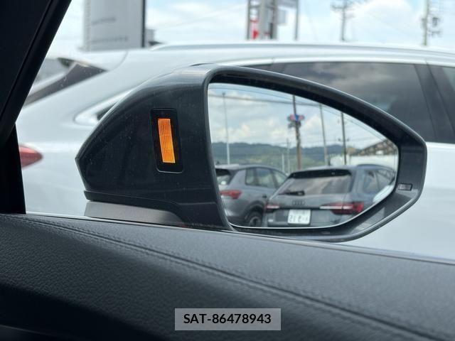 Audi E-TRON 2025-03 8206385-14