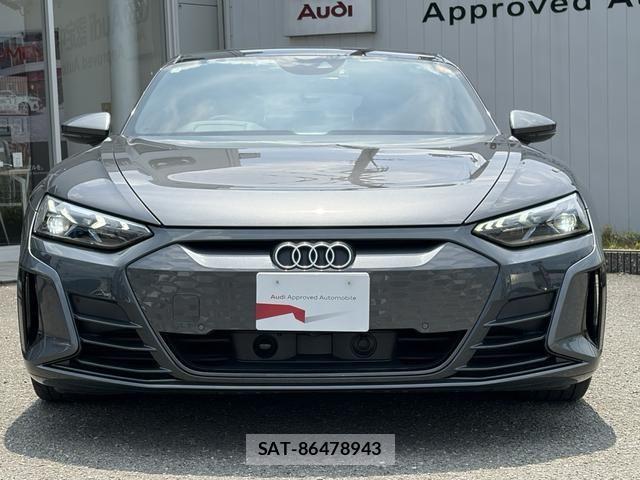 Audi E-TRON 2025-03 8206385-15