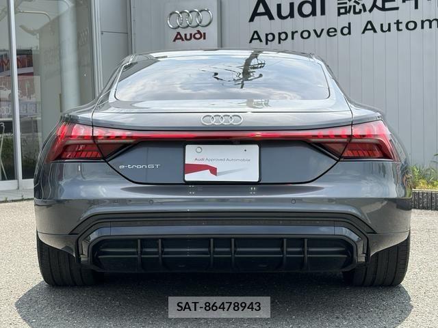 Audi E-TRON 2025-03 8206385-16