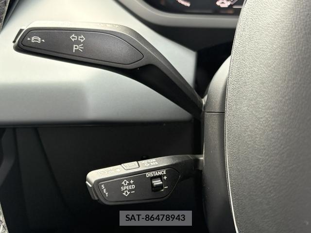Audi E-TRON 2025-03 8206385-7