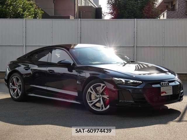 Audi E-TRON 2025-04 8206382-11