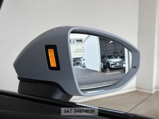 Audi E-TRON 2023-01 8561200-15