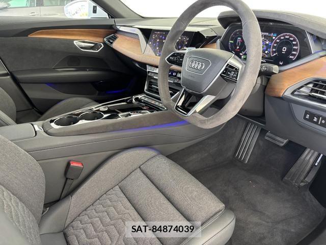 Audi E-TRON 2023-01 8561200-1