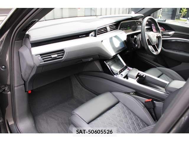 Audi E-TRON 2023-03 7720949-10