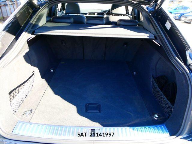 Audi E-TRON 2023-12 1542620-6