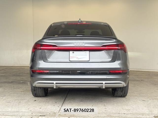 Audi E-TRON 2020-09 4587032-17