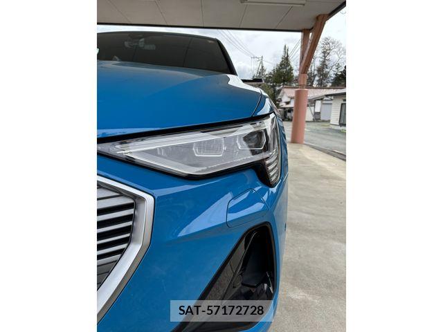 Audi E-TRON 2020-12 6495010-16
