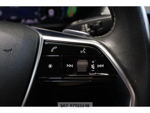 Audi E-TRON 2020-09 8364820-21