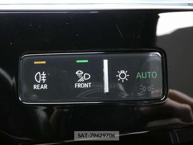Audi E-TRON 2023-07 8878743-23
