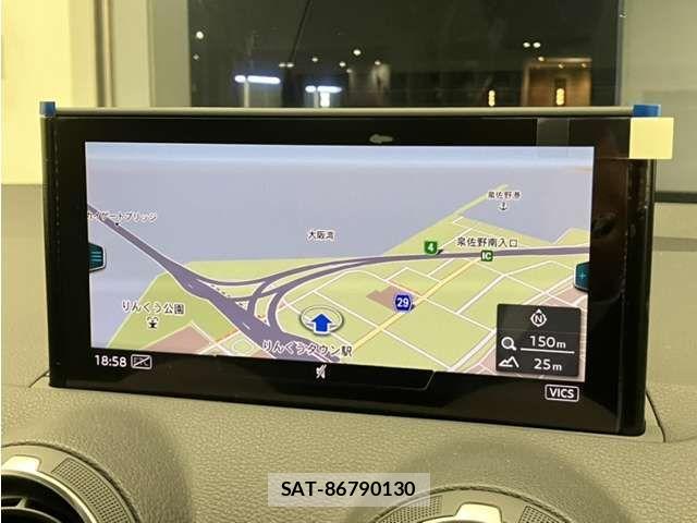 Audi Q2 2024-05 727552-10