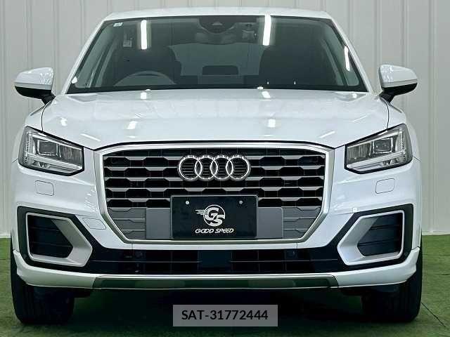 Audi Q2 2017-06 4138555-11