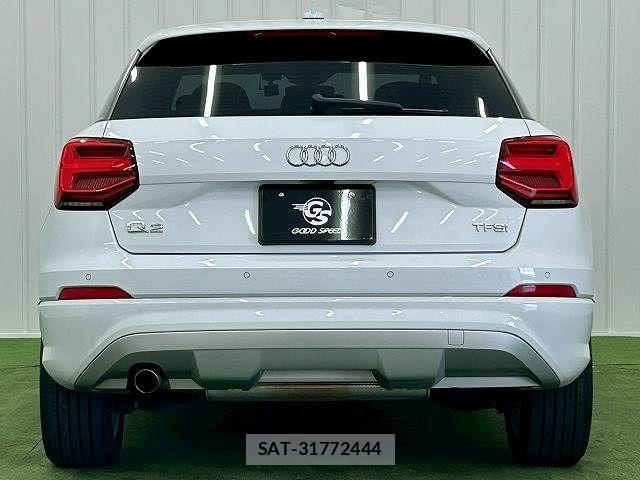 Audi Q2 2017-06 4138555-12