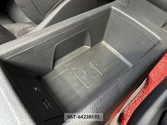Audi Q2 2024-11 5860355-23
