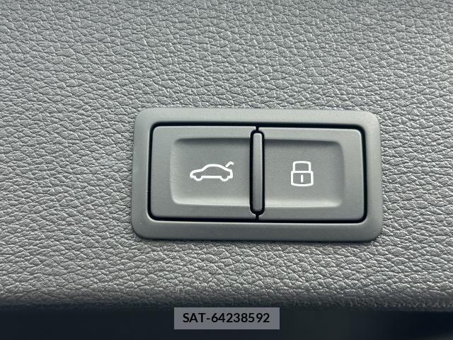 Audi Q2 2024-11 5860355-26