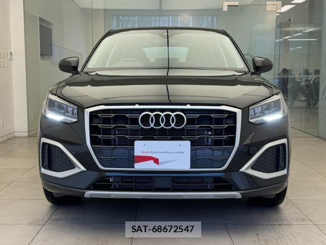 Audi Q2 2025-10 6009578-11