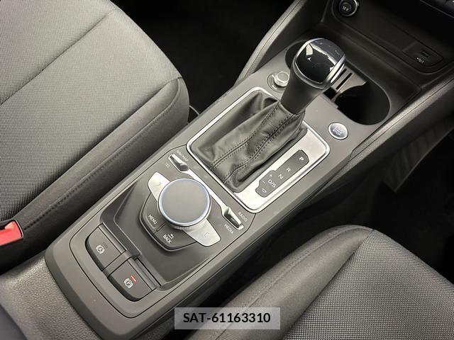 Audi Q2 2024-08 6610609-11