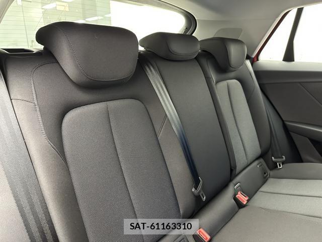 Audi Q2 2024-08 6610609-4