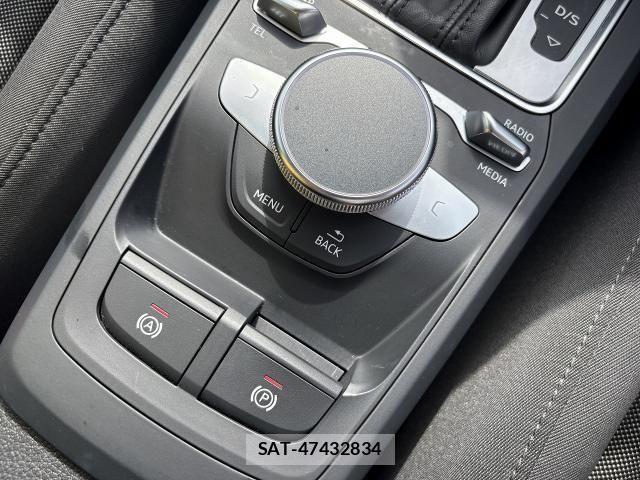 Audi Q2 2023-03 6610611-23