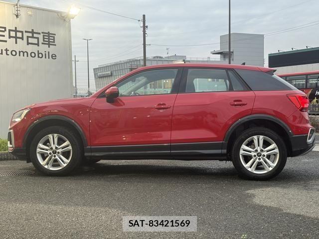Audi Q2 2024-08 6610607-16