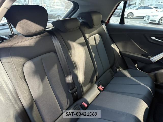 Audi Q2 2024-08 6610607-4