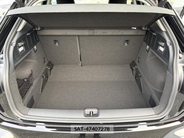Audi Q2 2022-01 6610608-14