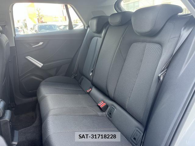 Audi Q2 2025-07 6641265-14