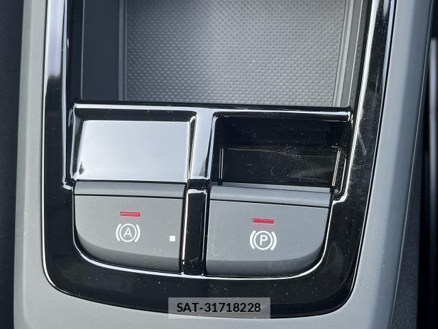Audi Q2 2025-07 6641265-24
