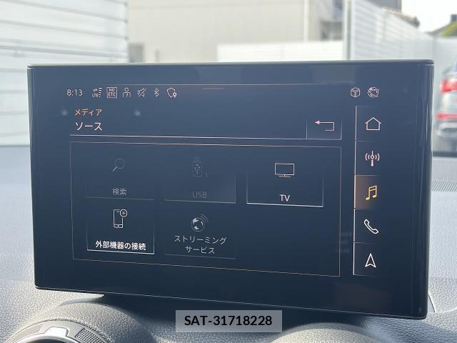 Audi Q2 2025-07 6641265-6