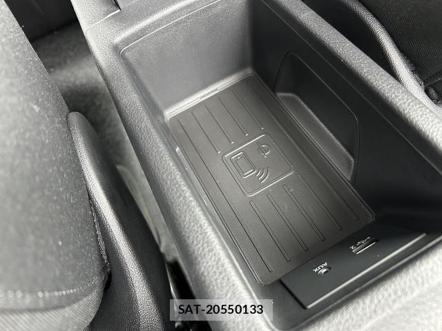Audi Q2 2024-09 6715668-4