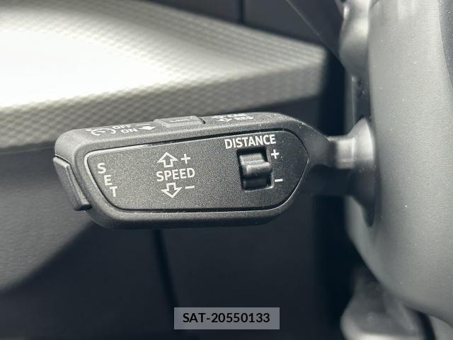 Audi Q2 2024-09 6715668-8
