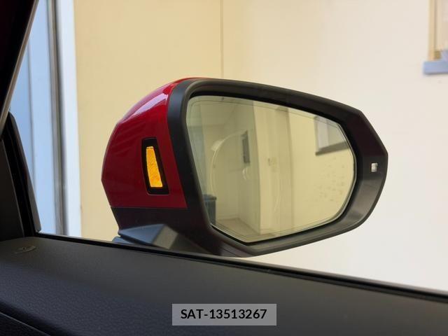 Audi Q2 2024-08 6750898-9