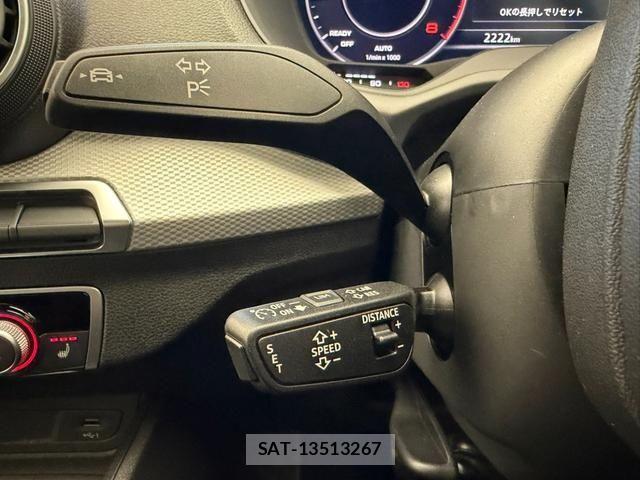Audi Q2 2024-08 6750898-8