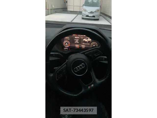 Audi Q2 2017-06 6902280-9