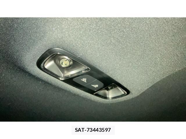 Audi Q2 2017-06 6902280-18